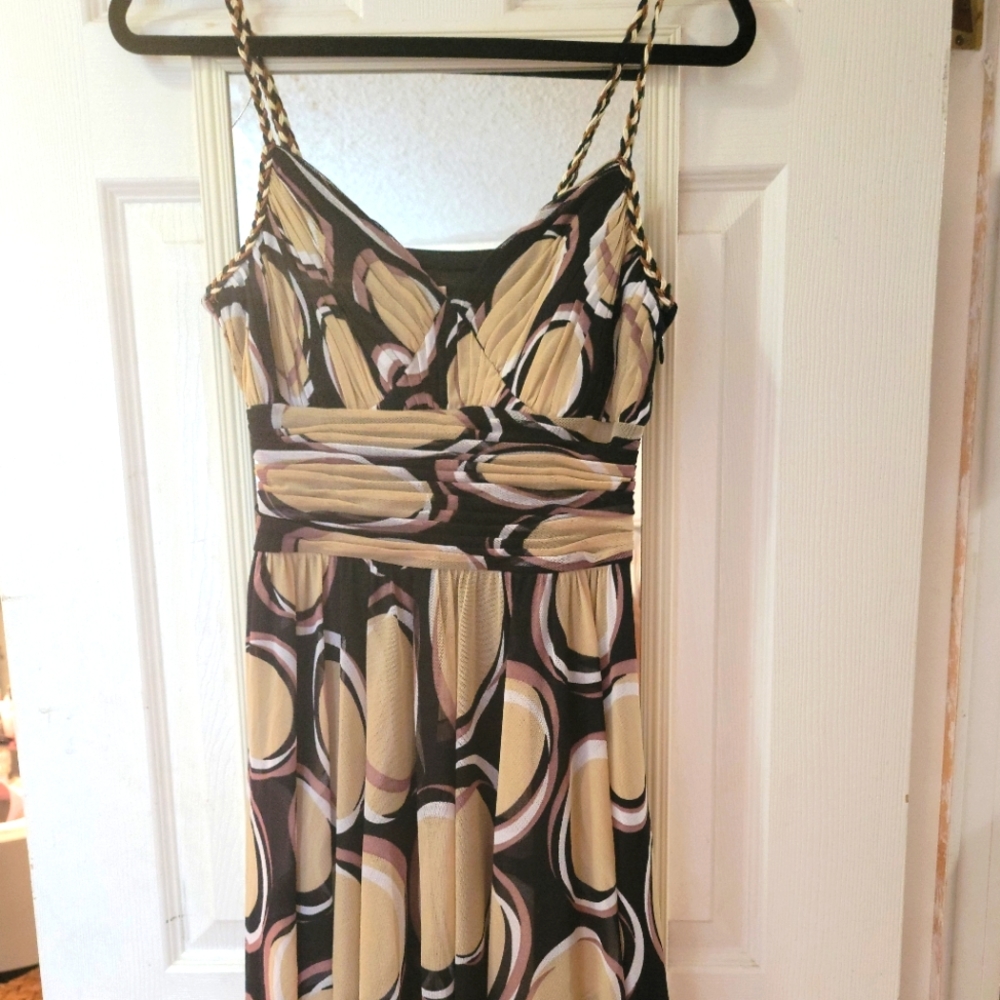 Flowy Sangria Brand geometric shaped dress size 8